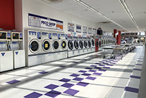 写真：宮原店コインランドリー